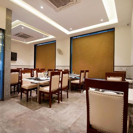 نيودلهي Hotel Z Suite-Near Delhi Airport المظهر الخارجي الصورة