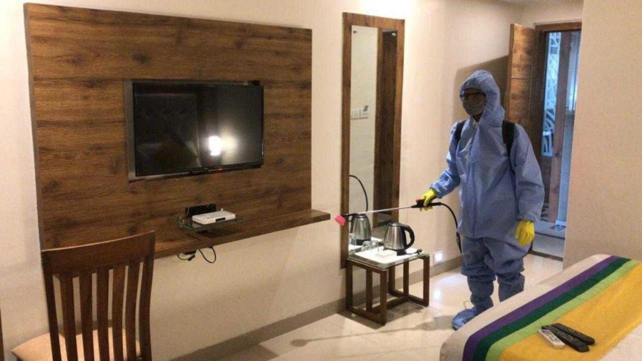نيودلهي Hotel Z Suite-Near Delhi Airport المظهر الخارجي الصورة